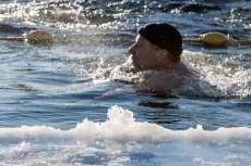 swimmer-and-ice-pattern.jpg